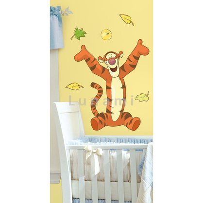Samolepící obrázky na stěny dětských pokojů. Dekorace Medvídek Pú - Tygr.