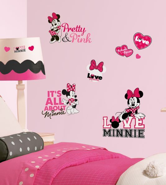Samolepky Disney. Obrázky Minnie Mouse miluje růžovou.